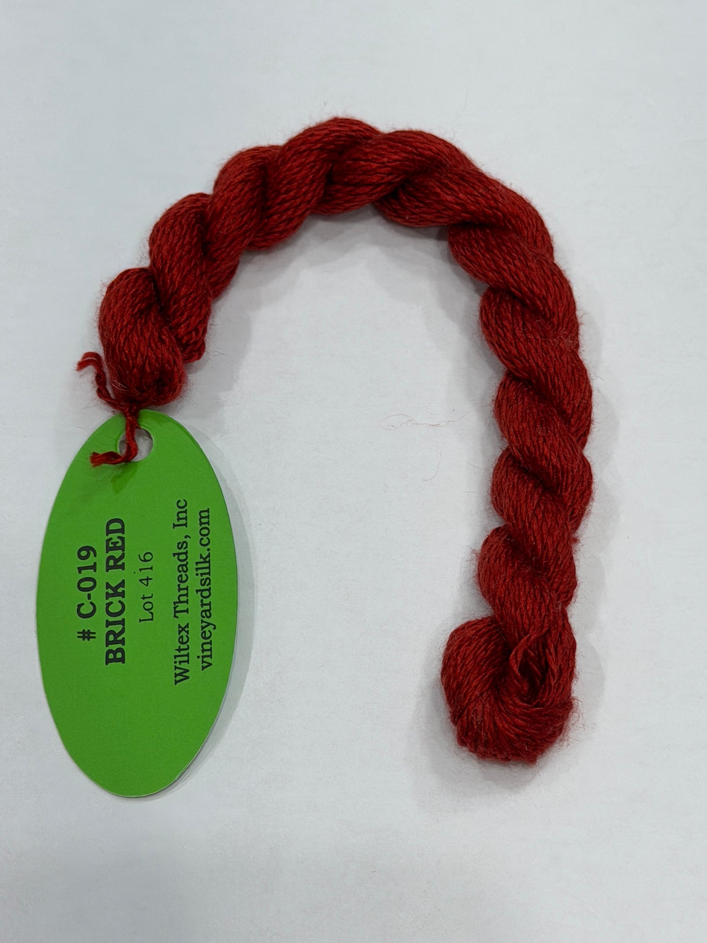 Vineyard Silk Brick red