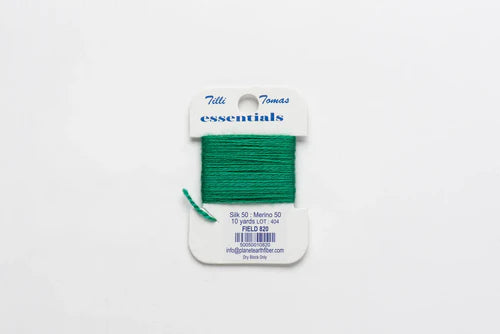 Essentials Field 820
